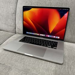 MacBook Pro 16” 2.3ghz 8core i9 16gb 1tb 