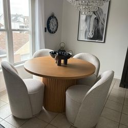 Dining Room Set 