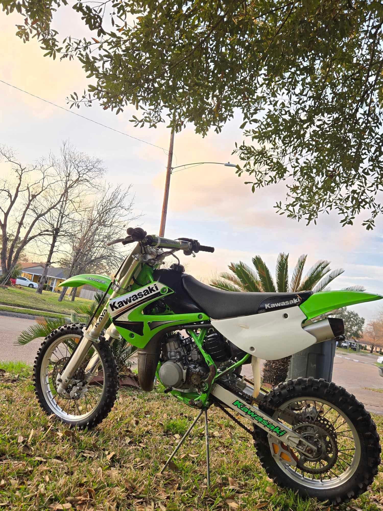 Kx85