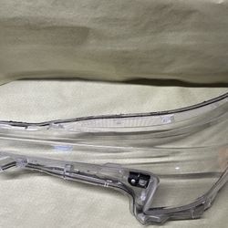 2023-2024 Toyota Corolla L/LE Left Headlight Lens Cover OEM