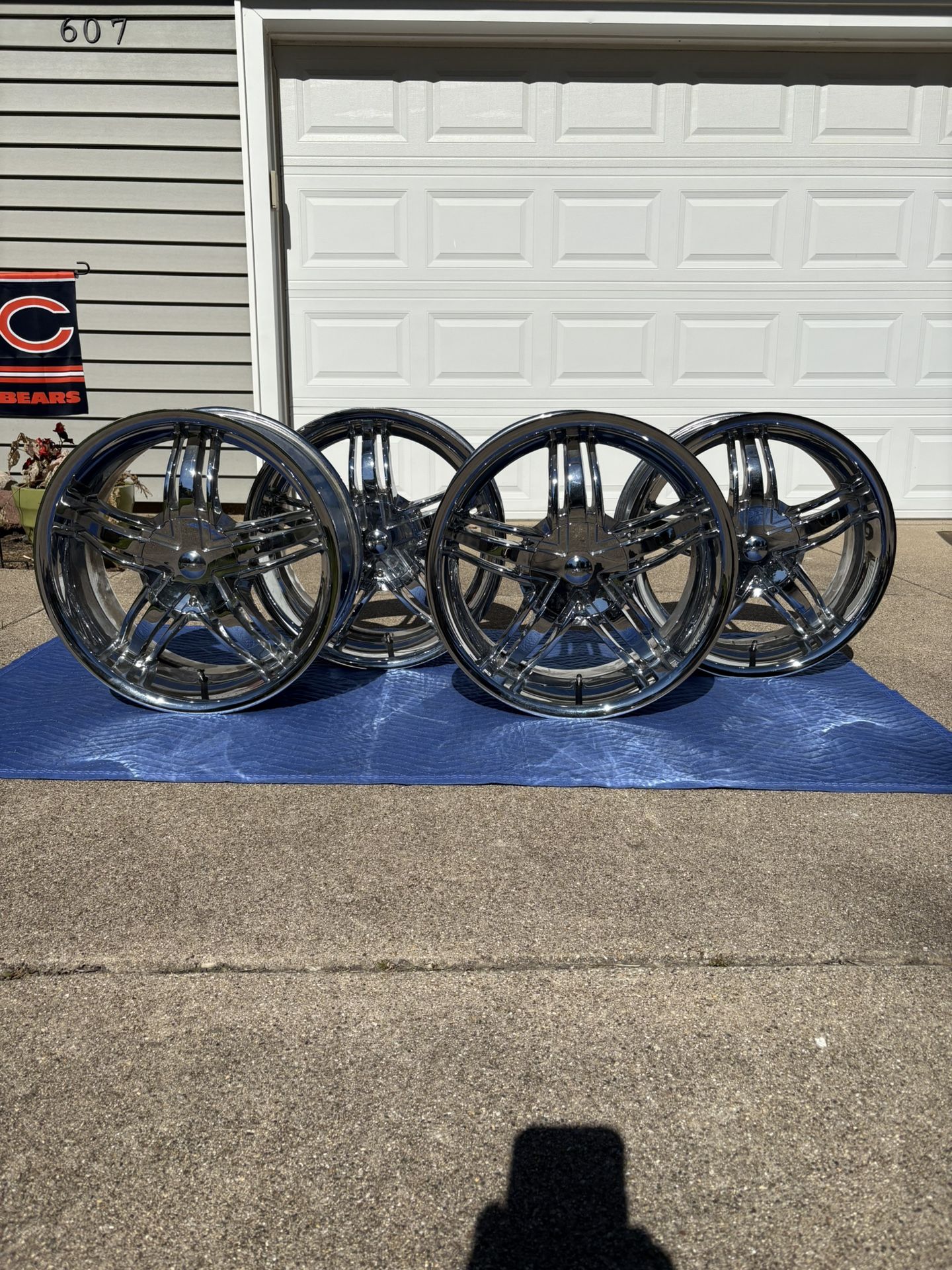 Forté Polished Chrome 20” Rims (Excellent Condition)