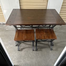 Heavy Dining Room Table And 4 Chairs 
