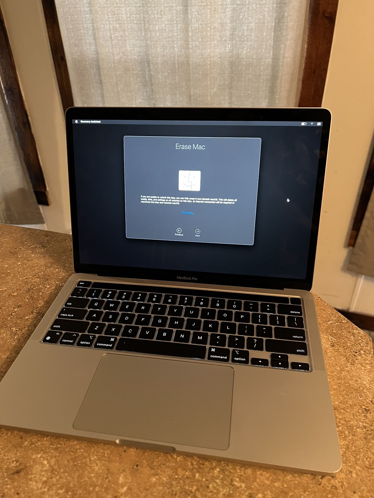 APPLE MACBOOK PRO M1, 2020, 256GB, 13", 8GB RAM 