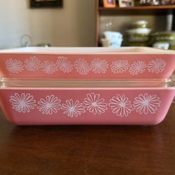 Vintage Daisy Pyrex 