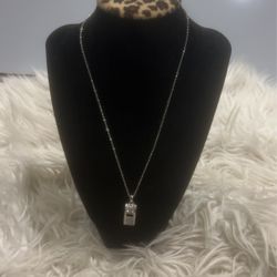 Ladies Necklace
