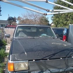 1989 Ford bronco XLT Blue  lifted runs