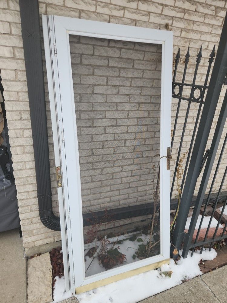 36, Screen Door,white