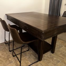 Dinning Table + 2 Bar Stools