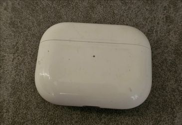 Apple AirPods Pros (1st Generation)