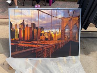 NEW YORK PAINTING FRAME