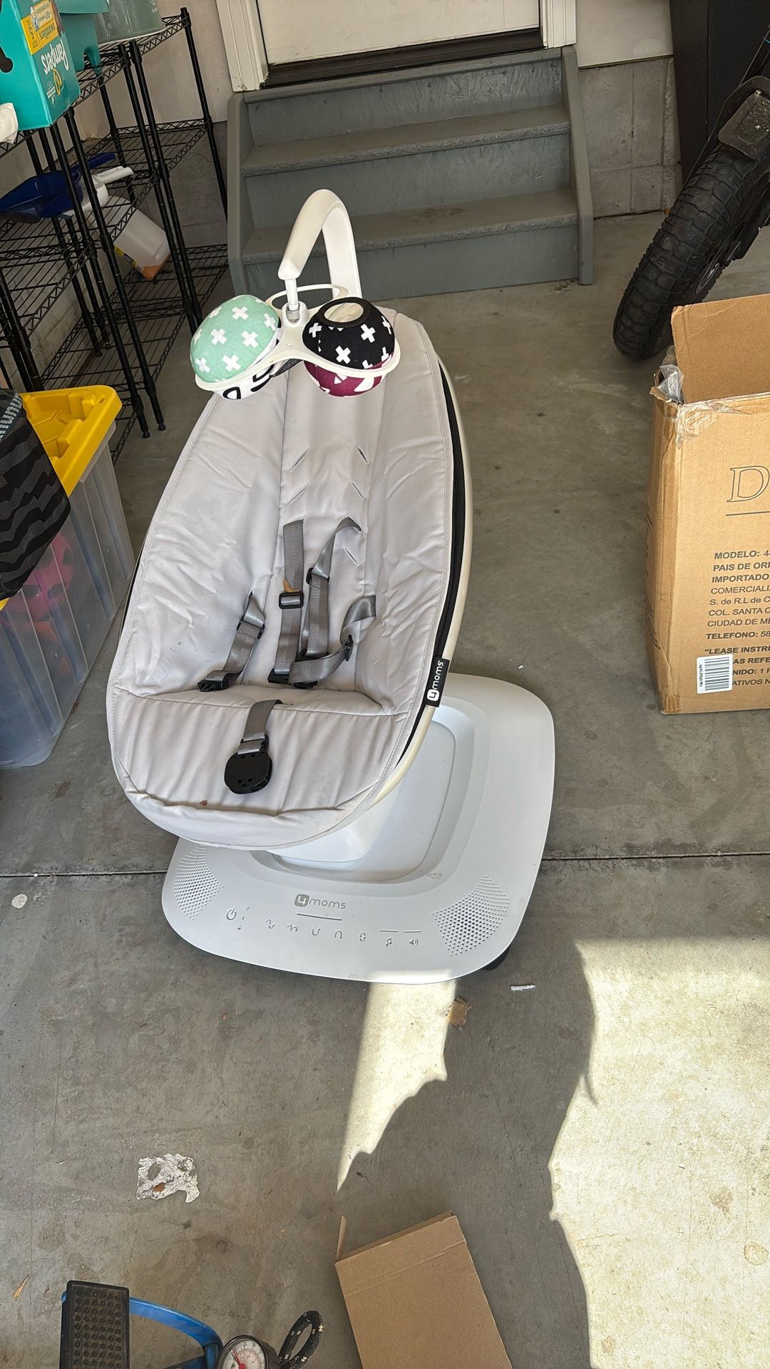 4 Moms - Baby Mover