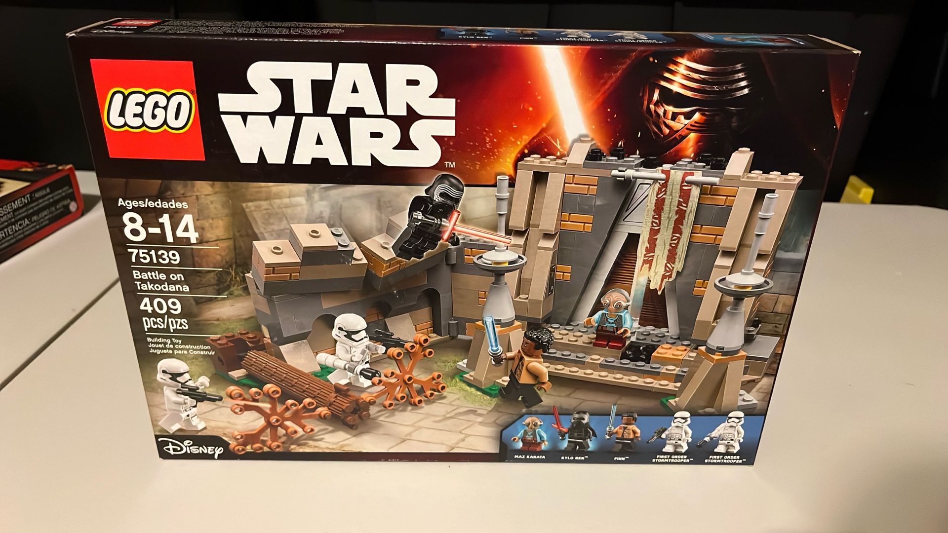 Star Wars Lego #75139 Battle On Takodana New Sealed Retired 2016