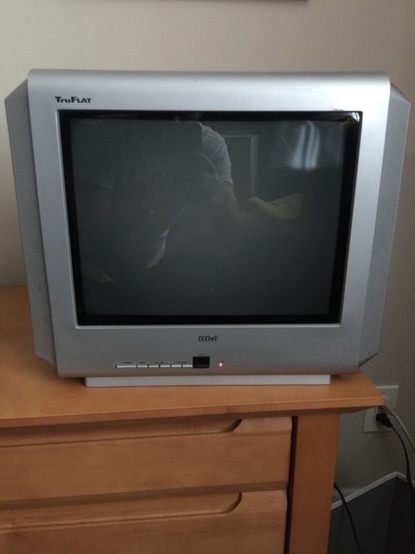 14" RCA Flat Screen TV