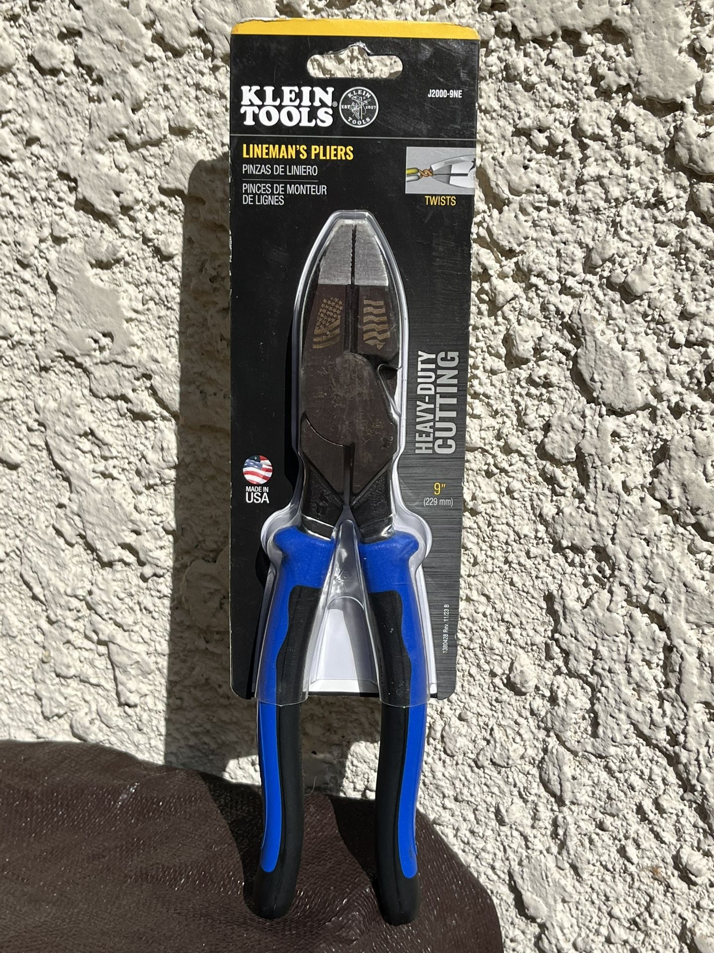 Klein Tools Heavy Duty Lineman's Pliers