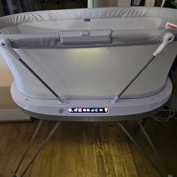 Fisher-Price Luminate Bassinet
