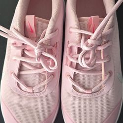 Nike Size 7youth In Great Condition 