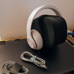 Beats Studio Pro $135