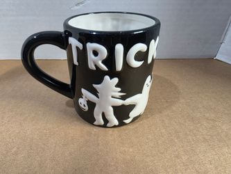 4" Ceramic Trick Or Treat Black & White Halloween Mug Kate Williams