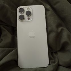 Unlocked Apple iPhone 15 Pro Max 256GB Capacity…