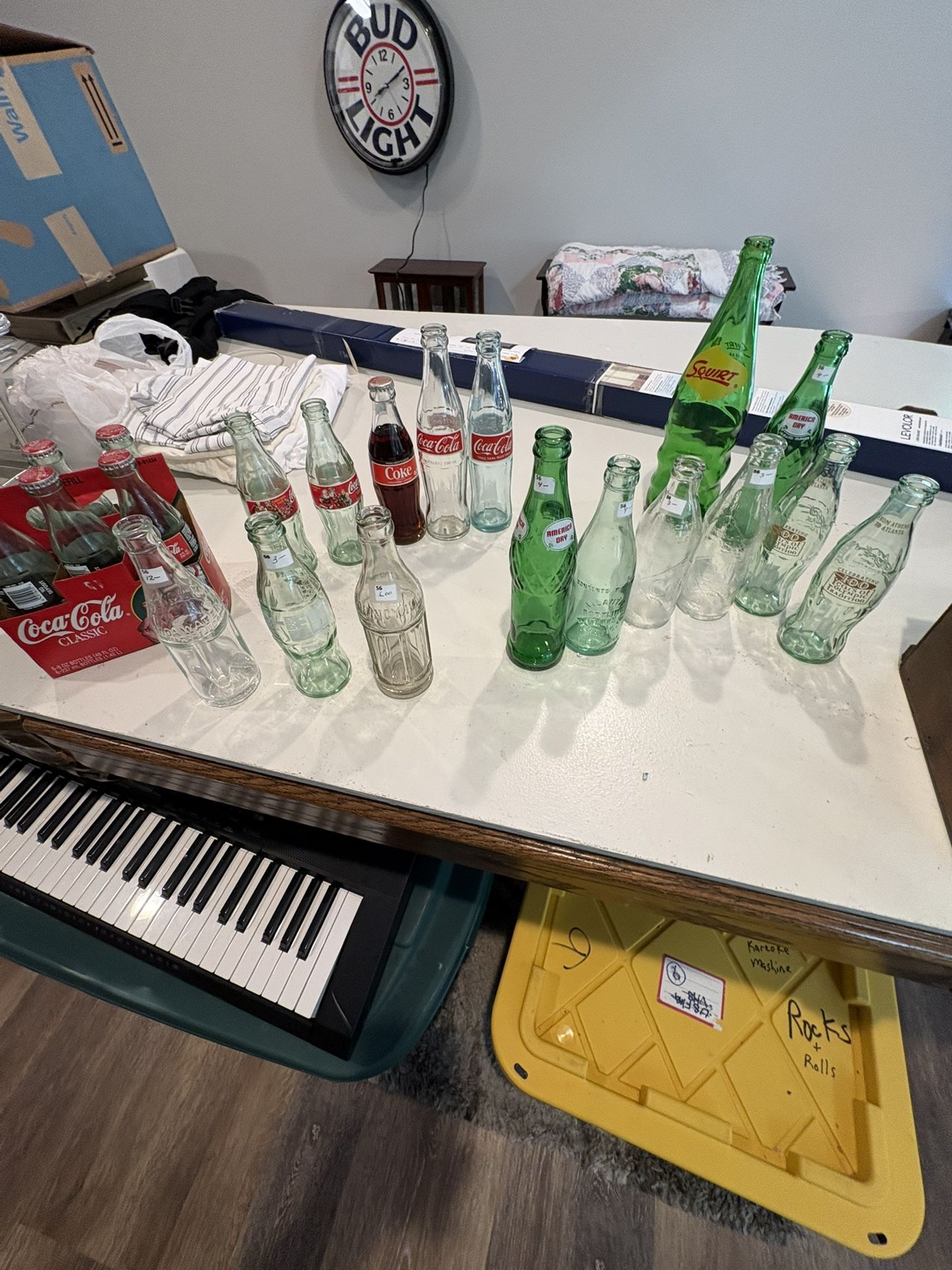Lot of 30 vintage & Antique soda water bottles Coca-Cola squirt American dry & Glen rock  beverages. Will not separate also including vintage storage 