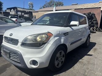 2013 Kia Soul Base Model 1.6L NO CATS PARTS ONLY