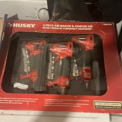 Husky Air Nail Gun Set 