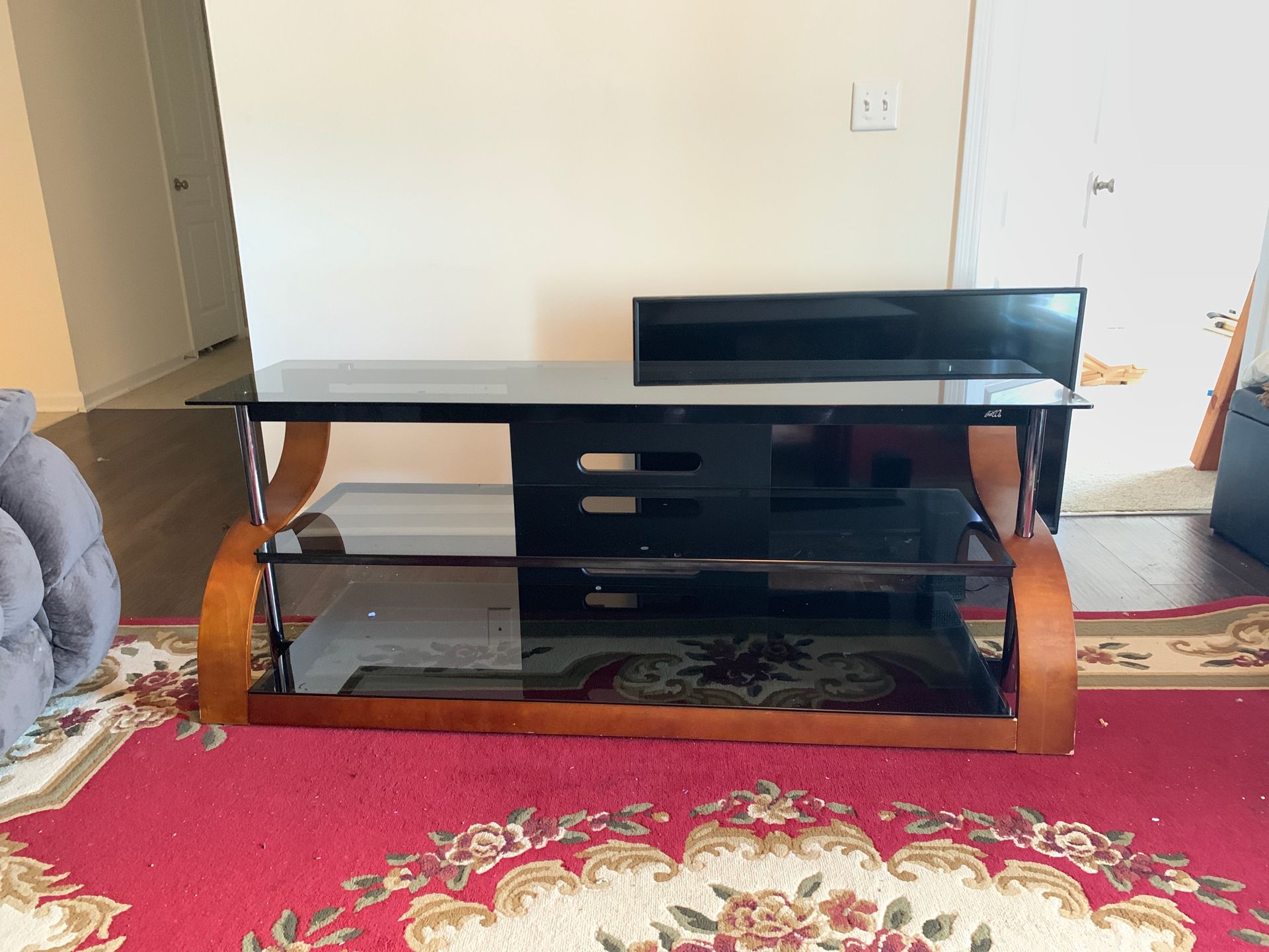 1TV Stands for sales!! Not TV’s stands only!!! One holds a 60 inch and the other a 50 inch TV!!