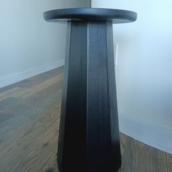 Round End Table