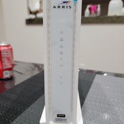 Arris Surfboard Cable Modem And Wifi Router 