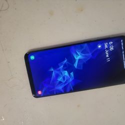 Samsung galaxy S9 PLUS 64 GB UNLOCKED. WORK VERY WELL.PERFECT CONDITION. 