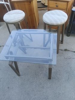 Table and 2 chairs