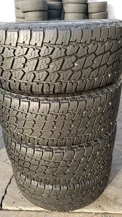 Four matching heavy-duty tires for sale 35×12.50 R18
