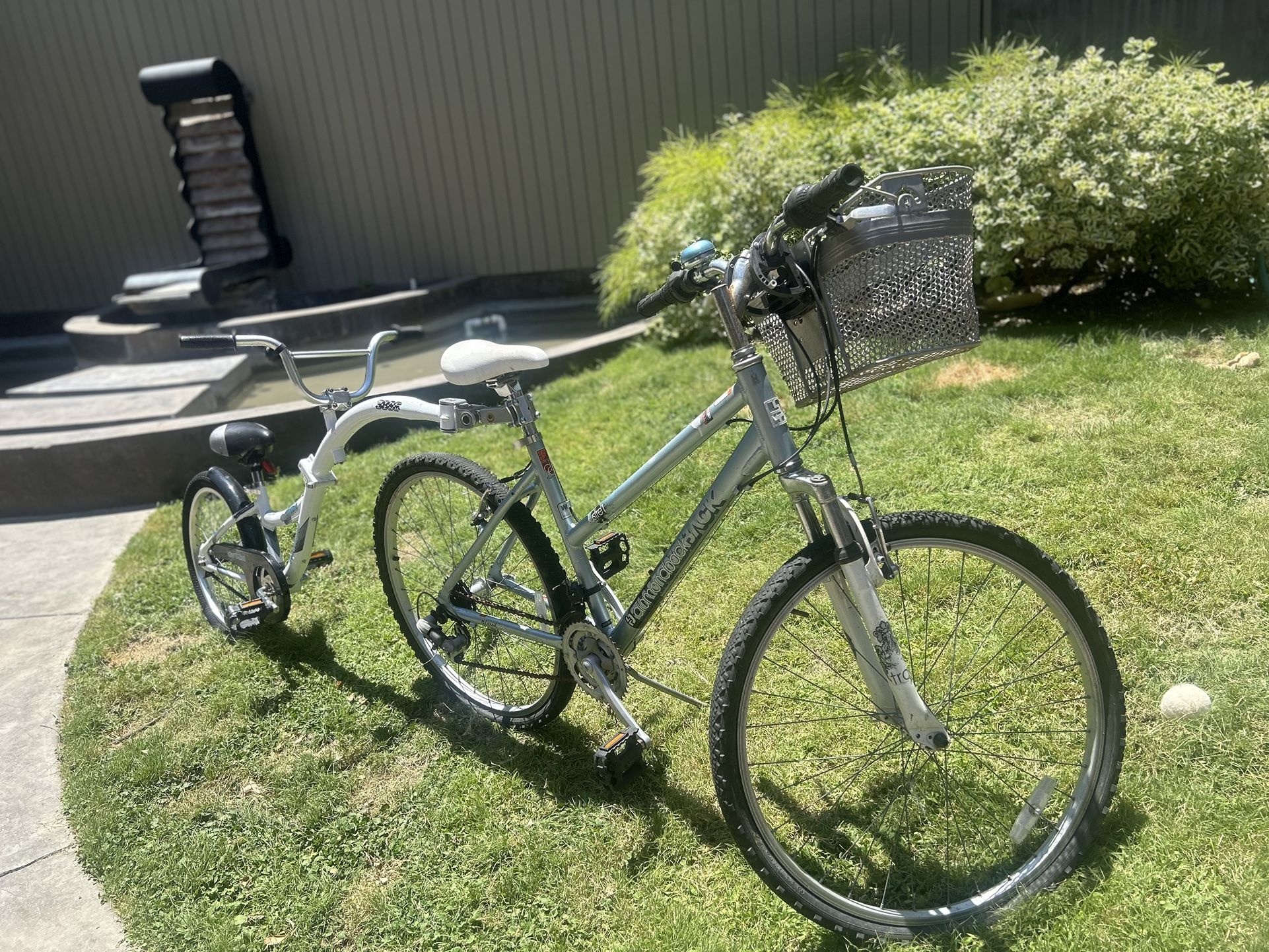 Ladies Diamondback Lustre 1 Mountain Bike & Co-Pilot WeeRide Folding Tag along Bike Attachment 20” Child Kids Tandem Trailer