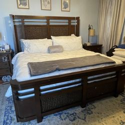 King Size Bed Frame With Head & Footboard