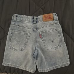 Size 4T……..Toddler Levi’s Boys Shorts