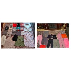 Women's top & leggings read description 👇
