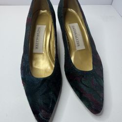 Naturalizer Red And Green Fabric Kitten Heels Size 7.5 