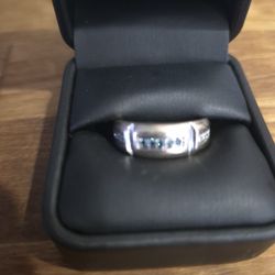White Gold Men's Wedding Band Blue/White Diamonds 
