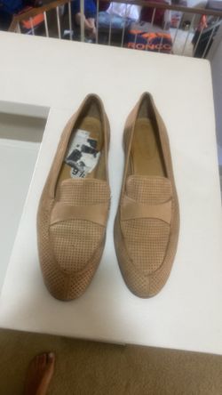 Tan Flats