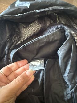 Puma wind breaker hooded Men’s Jacket size L