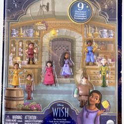 Disney WISH The Teens Pack of 8 Posable Mini Dolls & Star Figure Playset