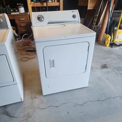 Whirlpool Gas Dryer Nice And Clean Come With 30 Days Warranty  Located In Perris 