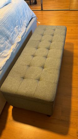 Gray Tufted Storage bench