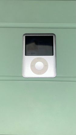 Apple IPod Nano 3rd Generation, 4GB Silver