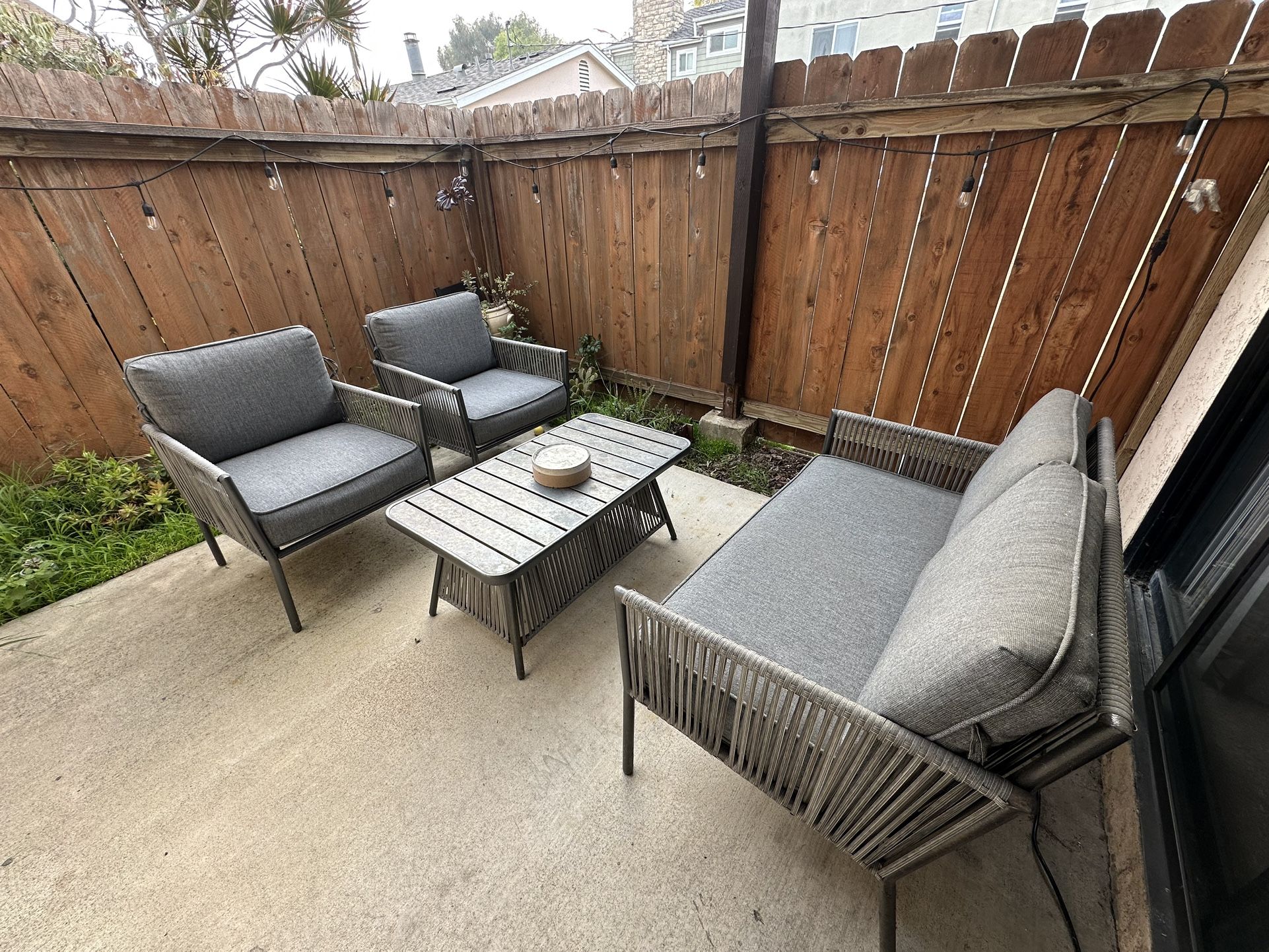 Patio Conversation Set: 5 Pieces