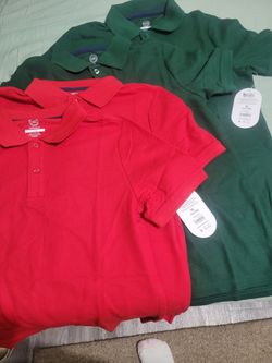 4 camisas de uniform nuevas