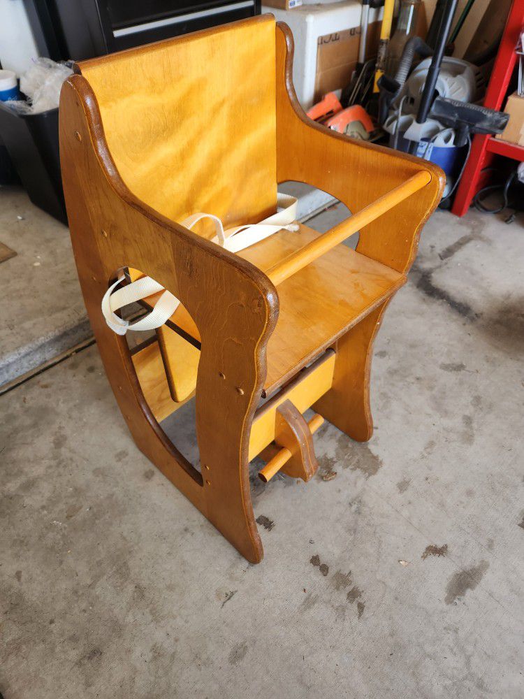 3 IN 1 AMISH OAK HIGH CHAIR/ROCKING HORSE/PLAY DESK