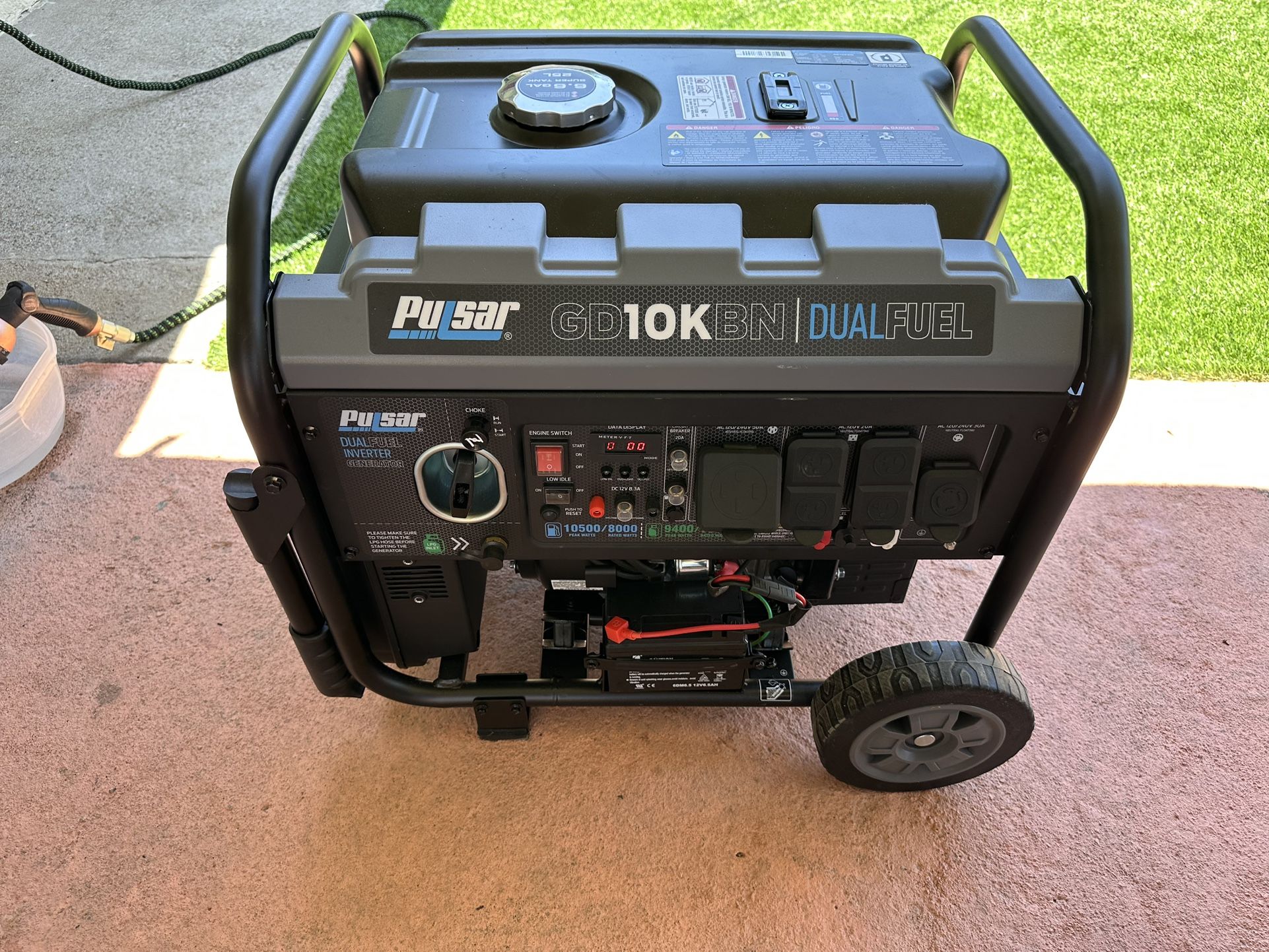 New 10k dual fuel open inverter with electric start. RV ready. Try before you buy. Pick up only.