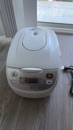 Tiger rice cooker in excellent condition-5.5 Cup