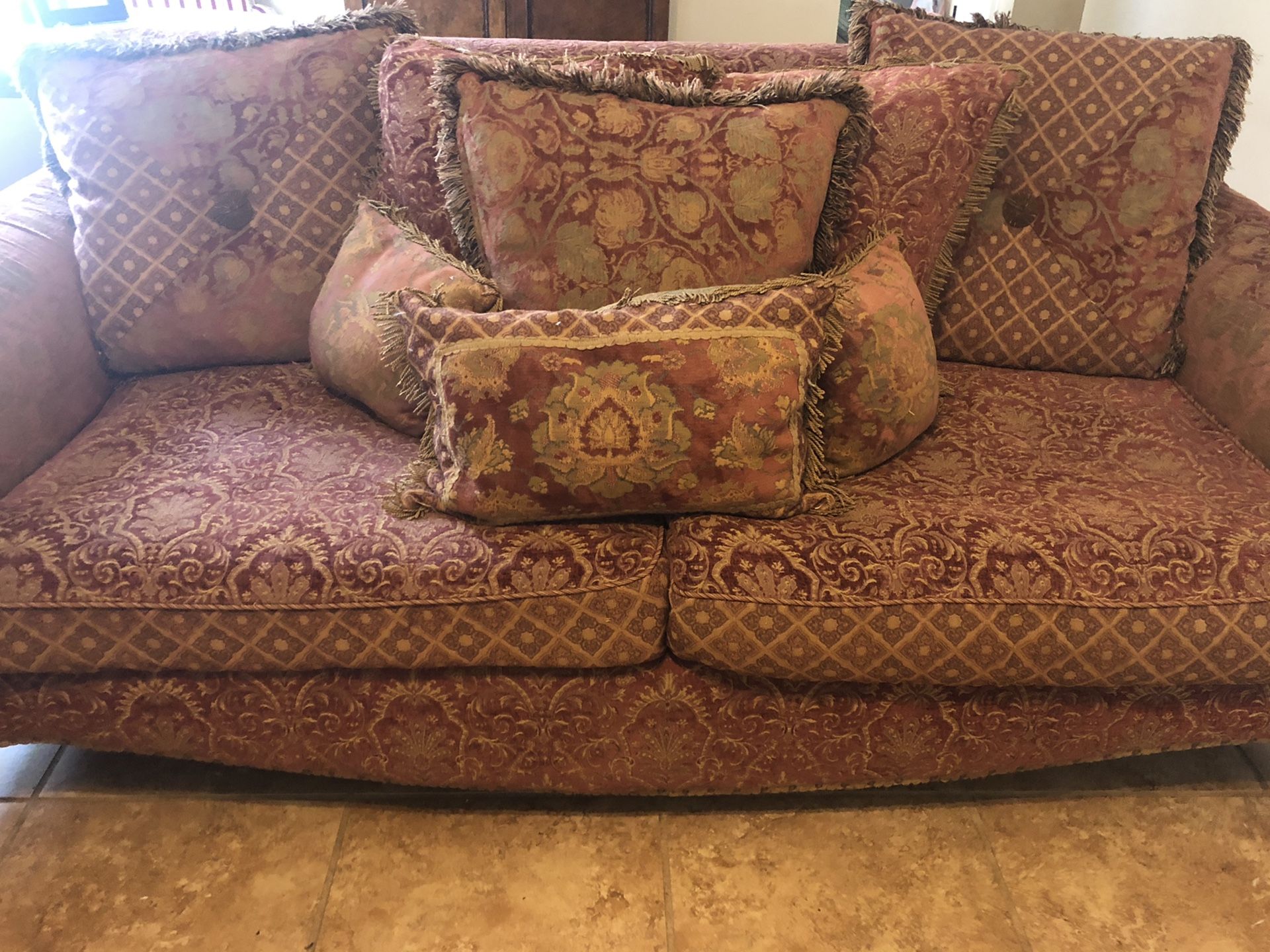 Jeff Zimmerman Sofa - Louis Shanks 400$